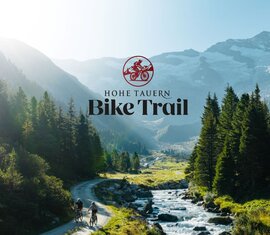 Zwei Mountainbiker auf dem Hohe Tauern Bike Trail entlang der Krimmler Ache. | © Ferienregion Nationalpark Hohe Tauern - Mathäus Gartner