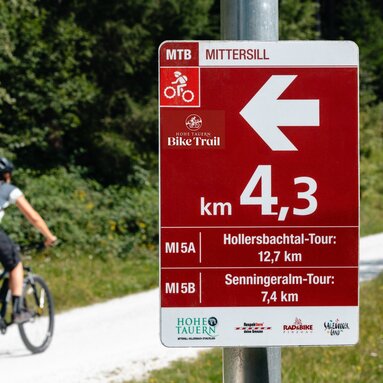 Beschilderung des Hohe Tauern Bike Trails bei Mittersill. | © Ferienregion Nationalpark Hohe Tauern