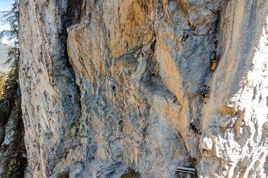 Kletterer an steiler Felswand in der Kitzlochklamm. | © Tourismusverband Taxenbach - Karin Pfisterer